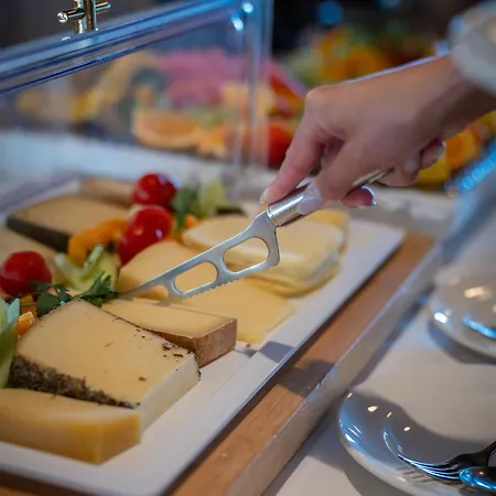 Отель Wellnesshotel Linde