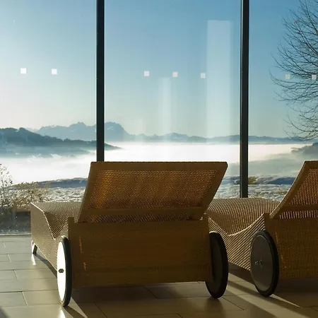 Отель Wellnesshotel Linde 4*