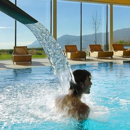 Отель Wellnesshotel Linde Зульцберг