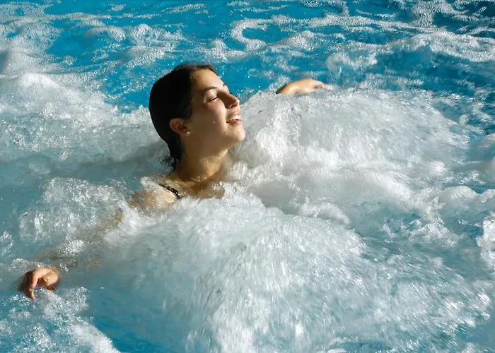 Wellnesshotel Linde Otel